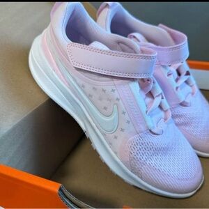 Nike Kids Light Pink Velcro Athletic Sneakers with White Swoosh